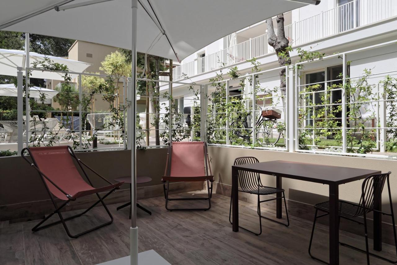 Elegance Riccione Lejlighedshotel Eksteriør billede