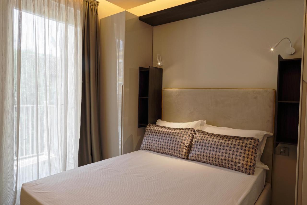 Elegance Riccione Lejlighedshotel Eksteriør billede