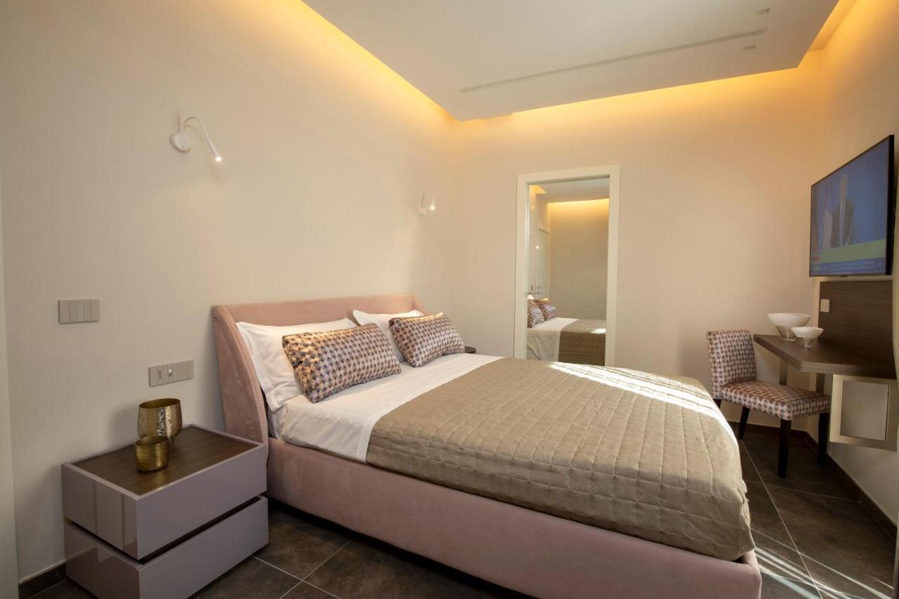 Elegance Riccione Lejlighedshotel Eksteriør billede
