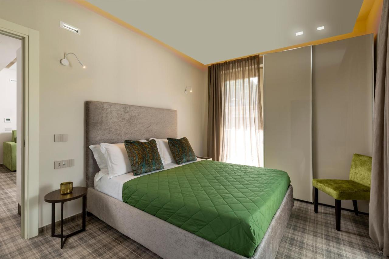Elegance Riccione Lejlighedshotel Eksteriør billede