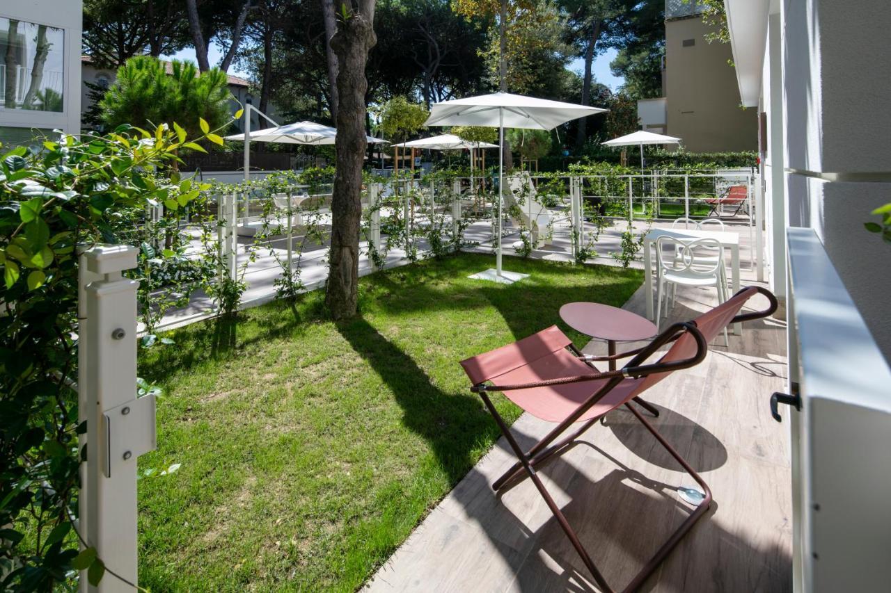 Elegance Riccione Lejlighedshotel Eksteriør billede